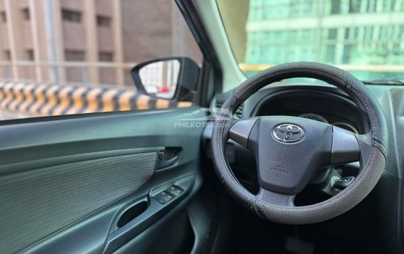 2019 Toyota Avanza  1.3 E A/T in Makati, Metro Manila-5