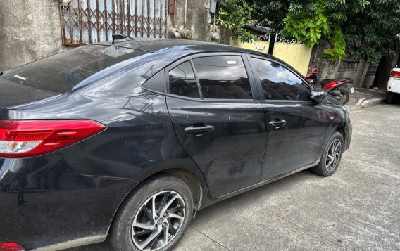 White Toyota Vios 2022 for sale in Quezon City-3