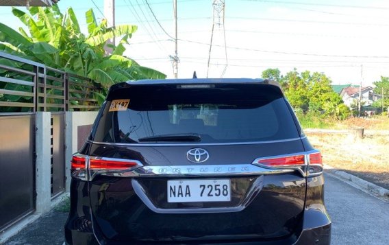 White Toyota Fortuner 2018 for sale in Manila-5