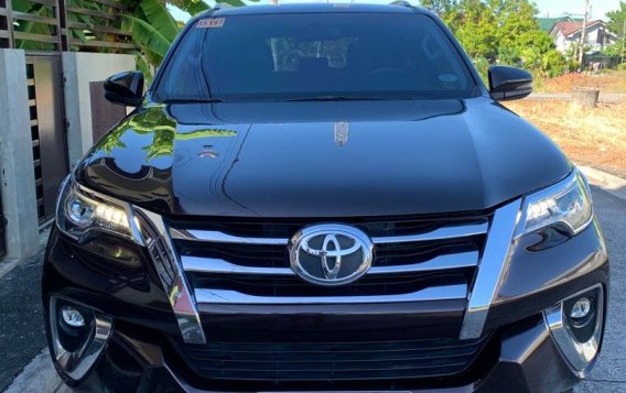 White Toyota Fortuner 2018 for sale in Manila-1