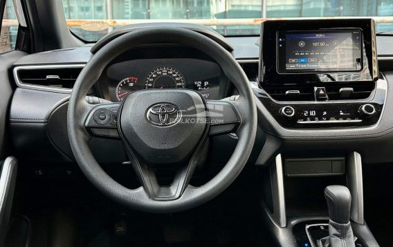 2023 Toyota Corolla Cross 1.8 G CVT in Makati, Metro Manila-5