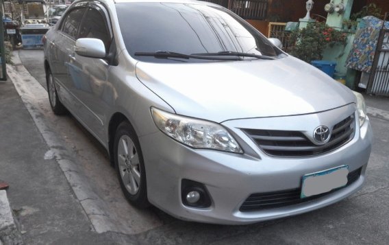 Sell White 2014 Toyota Altis in Quezon City-9