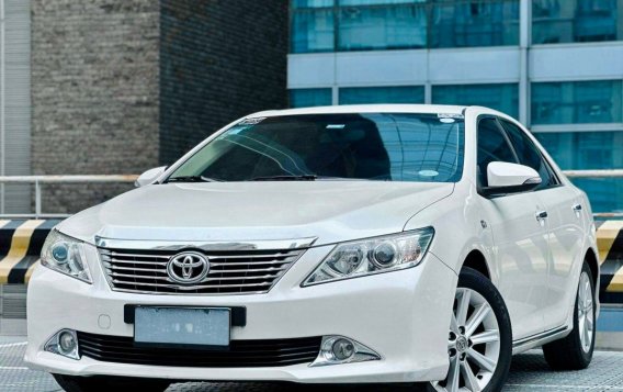 White Toyota Camry 2012 for sale in Automatic-2