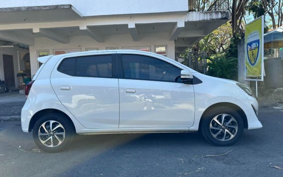 Sell White 2018 Toyota Wigo in Las Piñas-4