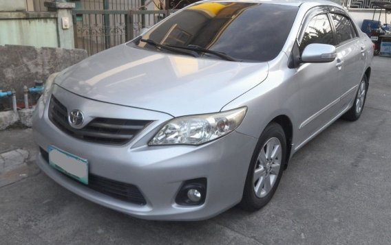 Sell White 2014 Toyota Altis in Quezon City-8