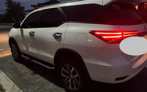 Green Toyota Fortuner 2017 for sale in -7