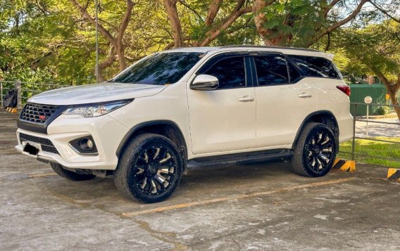 Silver Toyota Fortuner 2018 for sale in 