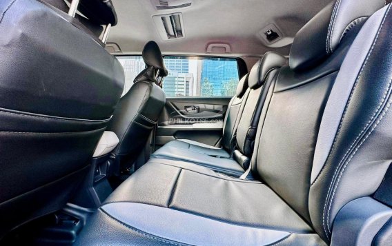 2023 Toyota Veloz V CVT in Makati, Metro Manila-6