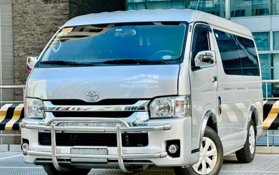 2019 Toyota Hiace in Makati, Metro Manila-7