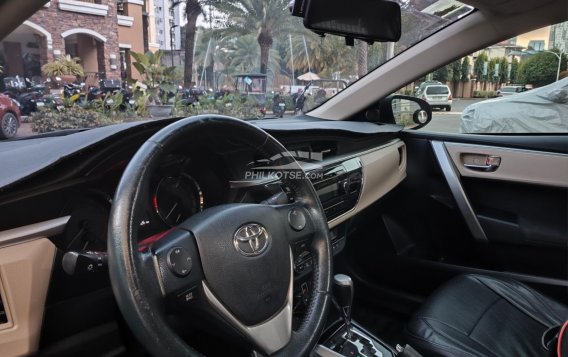 2014 Toyota Corolla Altis  1.6 V CVT in Pasig, Metro Manila-3