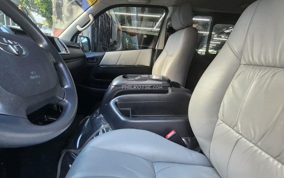 2016 Toyota Hiace  Super Grandia (Leather) 3.0 A/T Monotone in Manila, Metro Manila-11