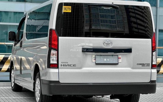 2019 Toyota Hiace  Commuter Deluxe in Makati, Metro Manila-6