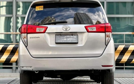 2018 Toyota Innova  2.8 J Diesel MT in Makati, Metro Manila-8