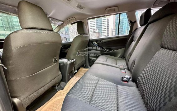 2018 Toyota Innova  2.8 J Diesel MT in Makati, Metro Manila-16