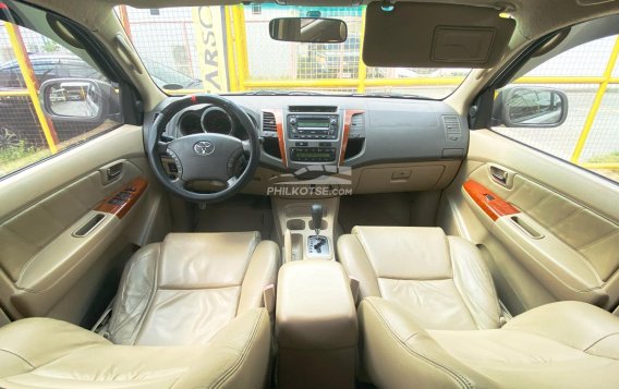2011 Toyota Fortuner 2.4 G Gasoline 4x2 AT in Pasay, Metro Manila-6