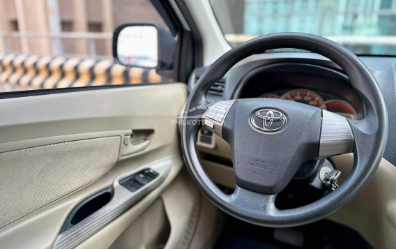 2015 Toyota Avanza  1.5 G A/T in Makati, Metro Manila-3
