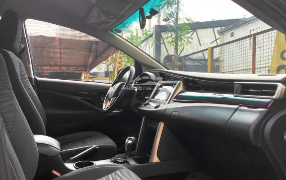 2018 Toyota Innova  2.8 G Diesel AT in Pasay, Metro Manila-4