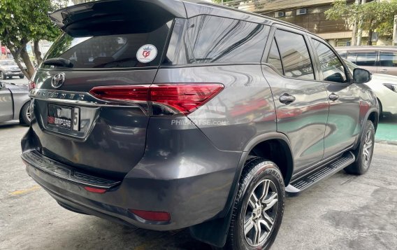 2019 Toyota Fortuner  2.4 G Diesel 4x2 AT in Las Piñas, Metro Manila-9