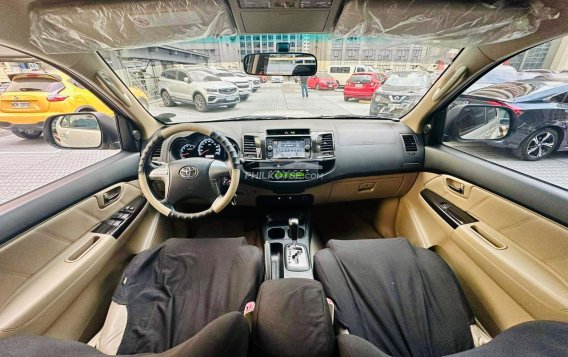 2014 Toyota Fortuner in Makati, Metro Manila-6