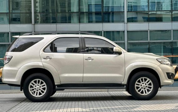 2014 Toyota Fortuner  2.4 V Diesel 4x2 AT in Makati, Metro Manila-7