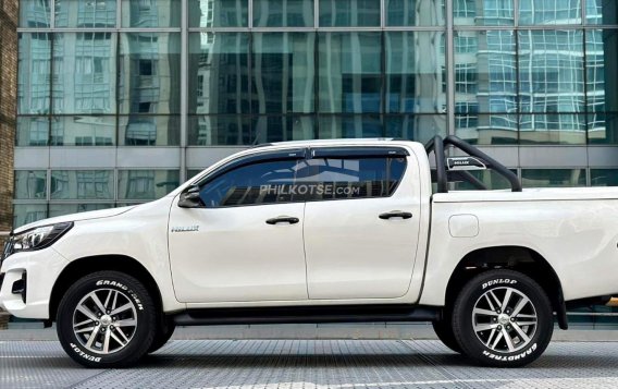 2019 Toyota Hilux Conquest 2.4 4x2 AT in Makati, Metro Manila-11