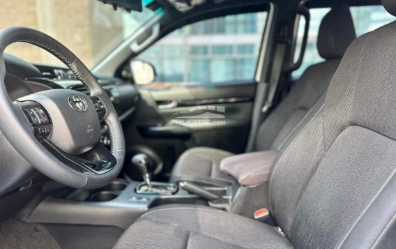 2019 Toyota Hilux Conquest 2.4 4x2 AT in Makati, Metro Manila