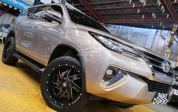 2018 Toyota Fortuner  2.4 V Diesel 4x2 AT in Quezon City, Metro Manila-19