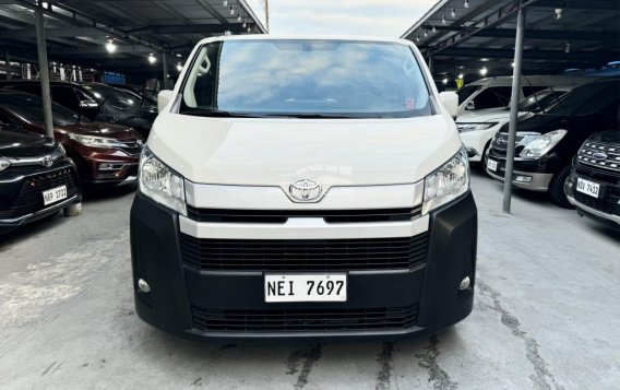 2019 Toyota Hiace  Commuter Deluxe in Las Piñas, Metro Manila-16