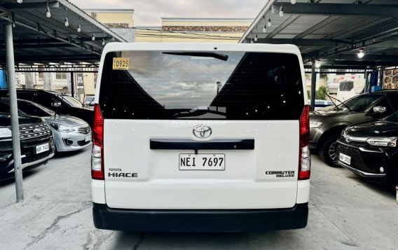 2019 Toyota Hiace  Commuter Deluxe in Las Piñas, Metro Manila-12