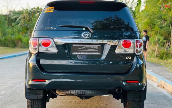 2014 Toyota Fortuner  2.4 V Diesel 4x2 AT in Manila, Metro Manila-20