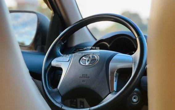 2014 Toyota Fortuner  2.4 V Diesel 4x2 AT in Manila, Metro Manila-7