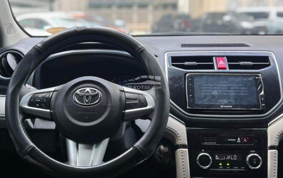 2019 Toyota Rush  1.5 G AT in Makati, Metro Manila-13