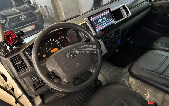 2018 Toyota Hiace  GL Grandia A/T in Manila, Metro Manila-10
