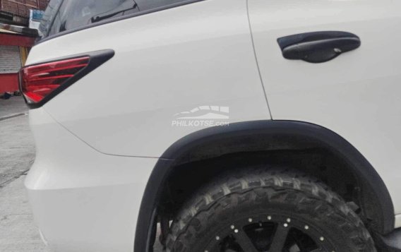 2018 Toyota Fortuner  2.4 G Diesel 4x2 AT in Quezon City, Metro Manila-5