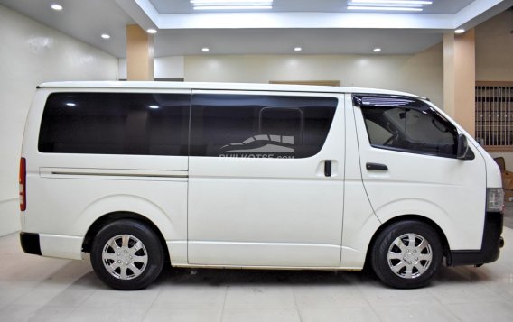 2018 Toyota Hiace  Commuter 3.0 M/T in Lemery, Batangas-21