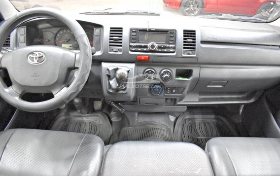 2018 Toyota Hiace  Commuter 3.0 M/T in Lemery, Batangas-6