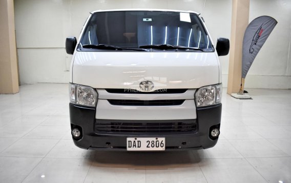 2018 Toyota Hiace  Commuter 3.0 M/T in Lemery, Batangas-1