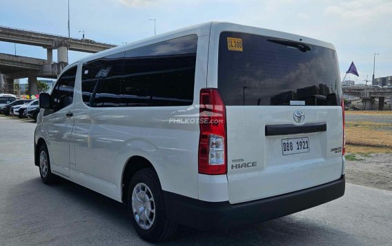 2021 Toyota Hiace  Commuter Deluxe in Pasay, Metro Manila-6