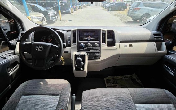 2021 Toyota Hiace  Commuter Deluxe in Pasay, Metro Manila-3