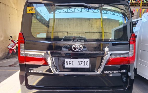 2022 Toyota Hiace Super Grandia in Quezon City, Metro Manila-7