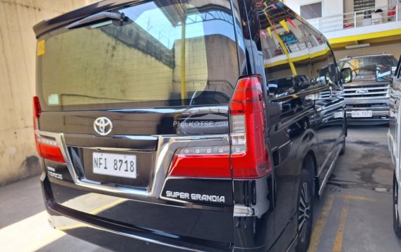 2022 Toyota Hiace Super Grandia in Quezon City, Metro Manila-6