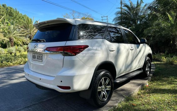 2016 Toyota Fortuner  2.7 G Gas A/T in Las Piñas, Metro Manila-9