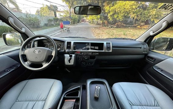 2016 Toyota Hiace Super Grandia Leather 2.8 AT in Quezon City, Metro Manila-10