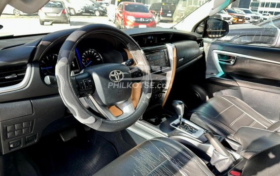 2017 Toyota Fortuner in Makati, Metro Manila-7