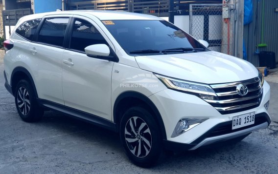 2022 Toyota Rush  1.5 E AT in Manila, Metro Manila-17