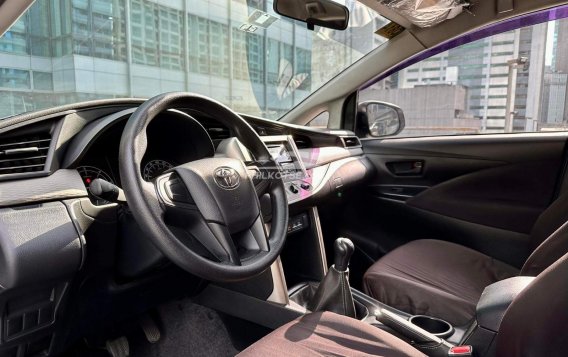 2019 Toyota Innova  2.8 J Diesel MT in Makati, Metro Manila-8