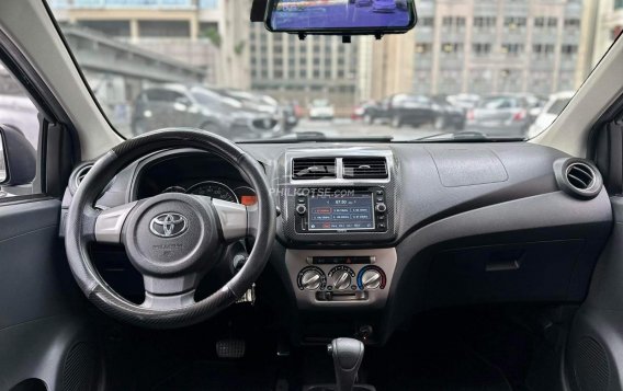 2016 Toyota Wigo  1.0 G AT in Makati, Metro Manila-2
