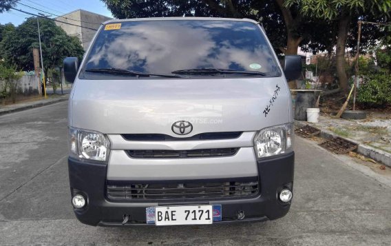 2021 Toyota Hiace  Commuter 3.0 M/T in Quezon City, Metro Manila-8