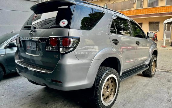 2015 Toyota Fortuner  2.7 G Gas A/T in Las Piñas, Metro Manila-9