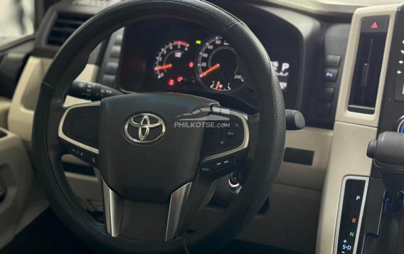 2022 Toyota Hiace  GL Grandia A/T in Manila, Metro Manila-8